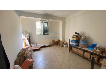 Tirane, shitet ambjent biznesi Kati 0, 123 m² 150.000 € (Rruga Xhanfize Keko, Tirane, AREA45865)
