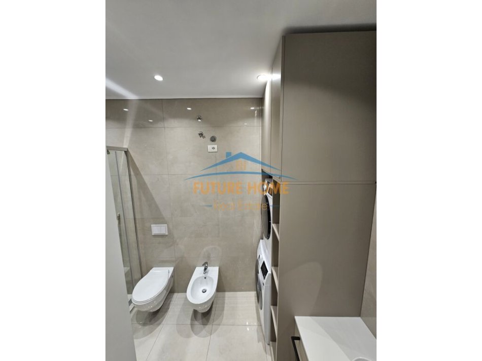 Tirane, jepet me qera apartament 2+1 Kati 2, 102 m² 1.000 € (Teg)