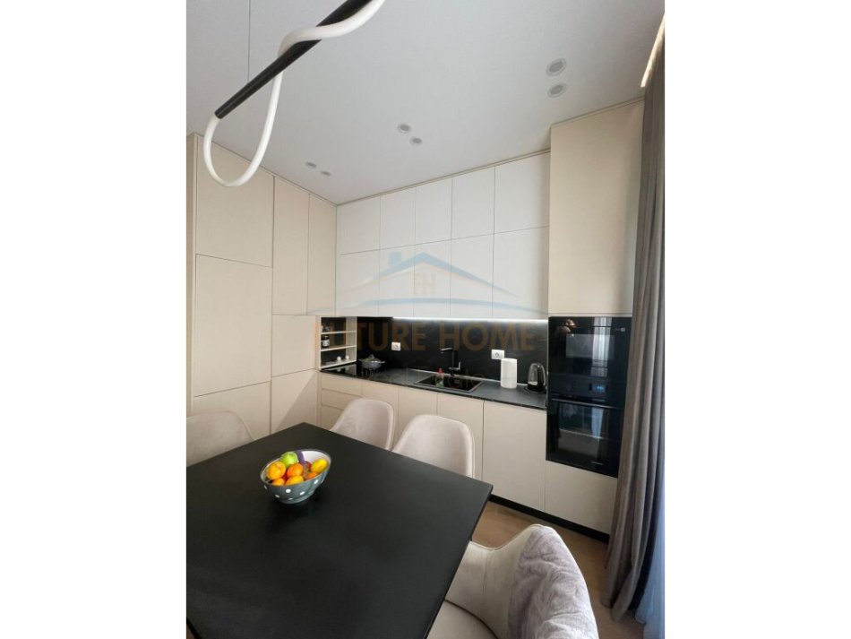 Tirane, jepet me qera apartament 1+1+Ballkon Kati 3, 900 € 