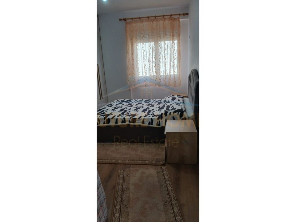 Tirane, jepet me qera apartament 1+1 Kati 5, 65 m² 600 € (Kompleksin Star)