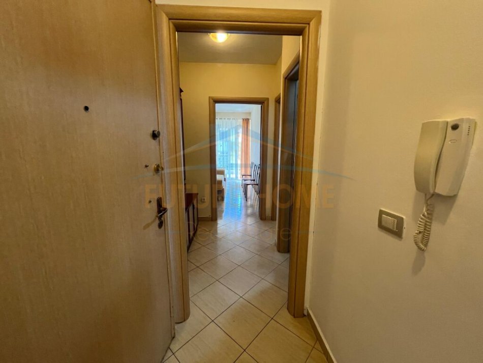 Durres, jepet me qera apartament 2+1 Kati 4, 100 m² 500 € (Plazh Iliria, Durres)