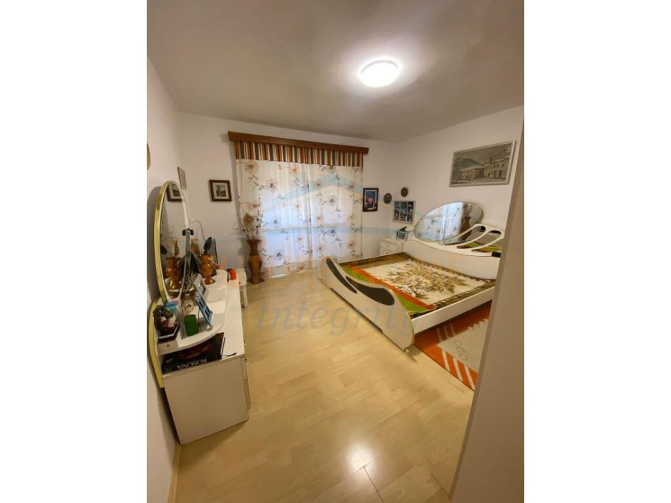 Tirane, shitet apartament 2+1 Kati 4, 78 m² 125.000 € (Matermiteti i Ri)