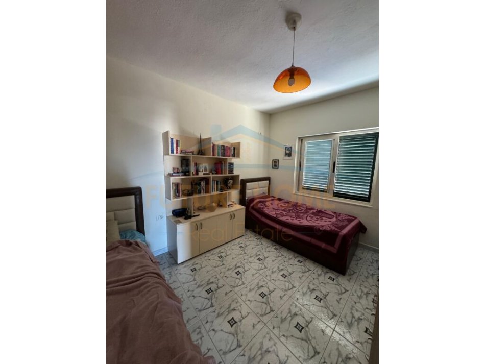 Tirane, shitet apartament 2+1 Kati 6, 130.000 € (RRUGA FORTUZI)