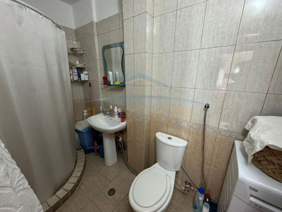 Durres, shitet apartament 2+1 Kati 2, 75 m² 130.000 € (Mali i Robit, Durres)