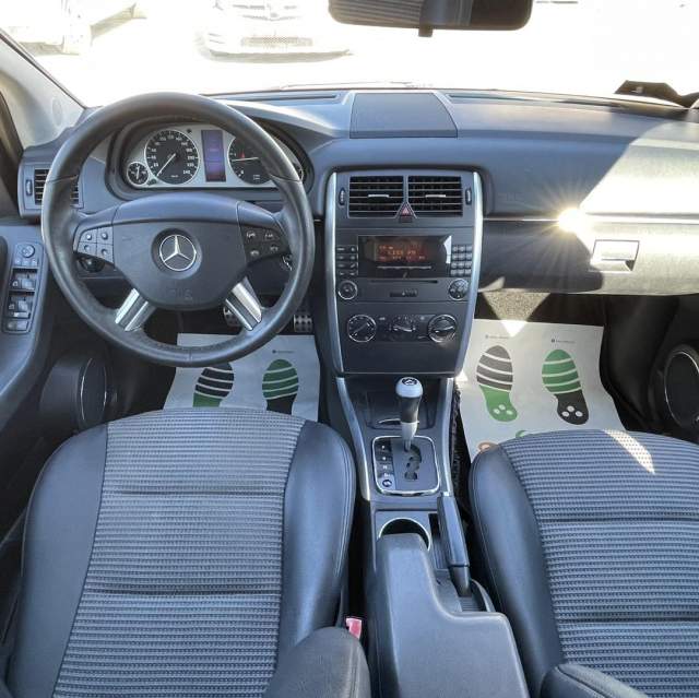 Tirane, shes makine Mercedes-Benz B180 Viti 2006, 5.290 Euro