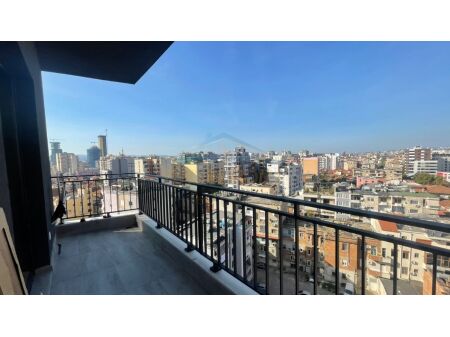 Tirane, jepet me qera apartament 2+1 Kati 8, 75 m² 800 € (Rruga Tefta Tashko Koco, Tirane, AREA45492)