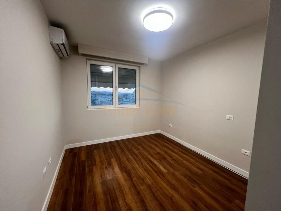 Tirane, jepet me qera zyre Kati 11, 120 m² 1.200 € (Lidhja e Prizrenit)