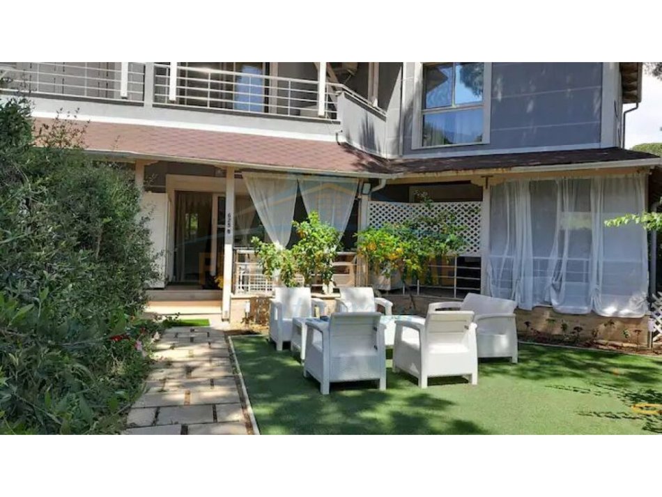 Durres, shitet Vile 2 Katshe Kati 0, 114 m² 275.000 € (Kompleksi Lura 1 Gjiri i Lalezit)