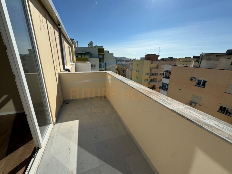 Durres, shitet apartament 2+1 Kati 10, 85 m² 125.000 € (Plazh Hekurudha , Durres)