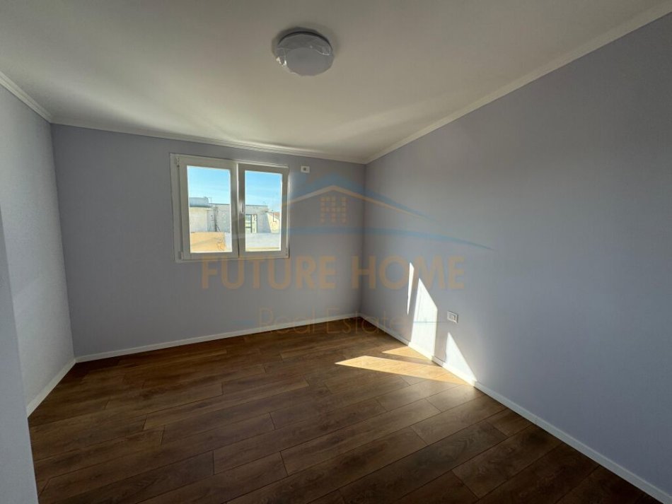 Durres, shitet apartament 2+1 Kati 10, 85 m² 125.000 € (Plazh Hekurudha , Durres)