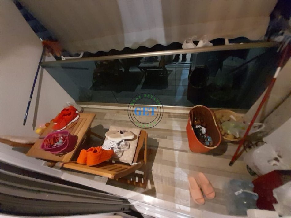 Durres, shitet apartament 2+1+Ballkon Kati 6, 90 m² 150.000 € (Plazh Hekurudha)