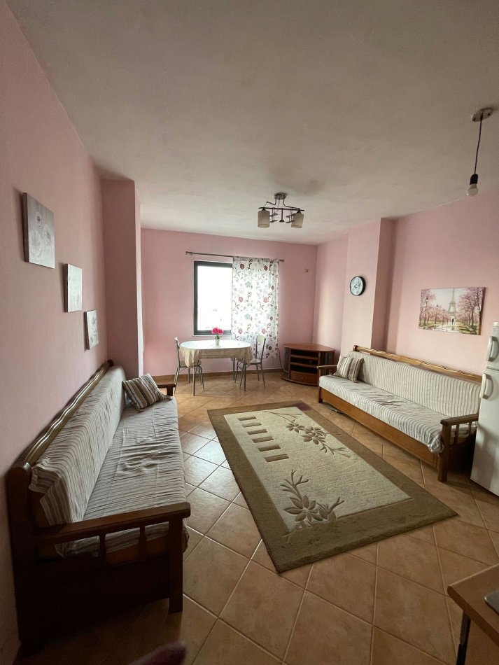 Tirane, jepet me qera apartament 2+1 Kati 5, 100 m² 350 € (fresk)