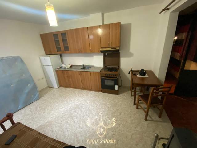 Durres, jepet me qera apartament 1+1+BLK Kati 7, 60 m² 22.000 Leke (Ujesjellsi Durres)
