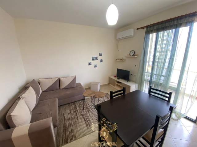 Durres, jepet me qera apartament 1+1+BLK Kati 4, 75 m² 300 Euro (🏡Lagja 13,Plazh Durres)