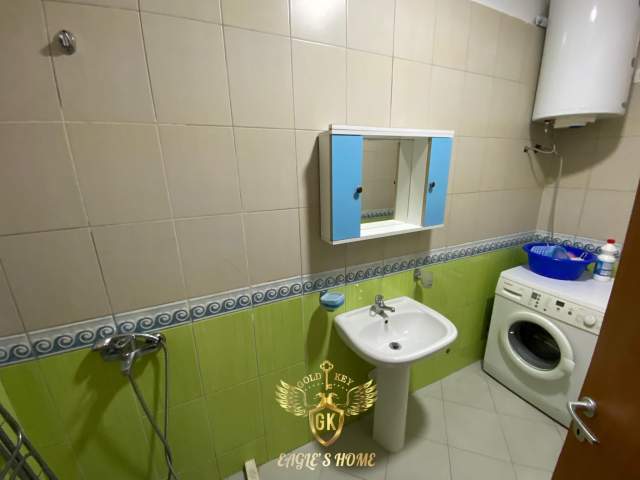 Durres, jepet me qera apartament 1+1+BLK Kati 4, 75 m² 300 Euro (🏡Lagja 13,Plazh Durres)