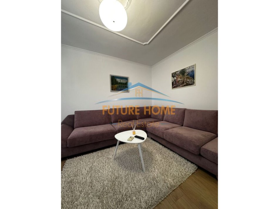 Tirane, jepet me qera apartament 1+1 Kati 2, 60 m² 600 € (Myslym Shyri, Tiranë)