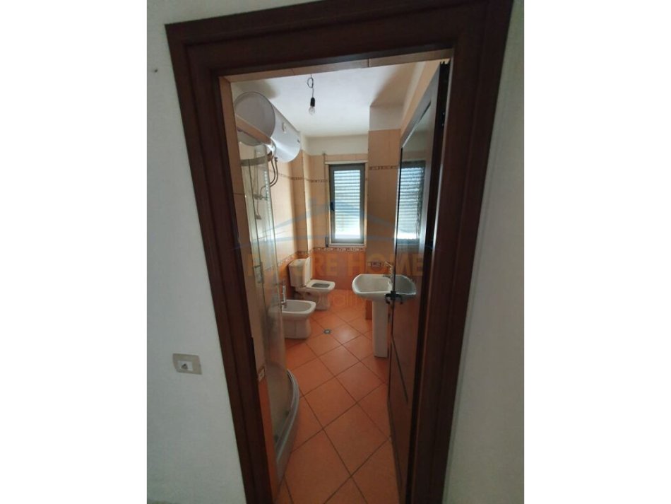 Durres, shitet apartament 1+1 Kati 2, 84 m² 85.000 € (Plepa, Durres)