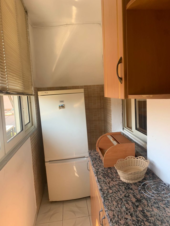 Tirane, jepet me qera apartament 2+1+Ballkon Kati 2, 75 m² 550 € (Myslym shyr , te tregu cam)