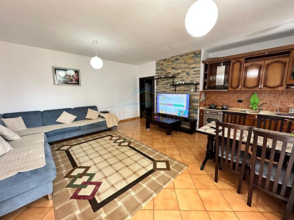 Tirane, shitet apartament 3+1 Kati 3, 125 m² 220.000 € (Don Bosko)