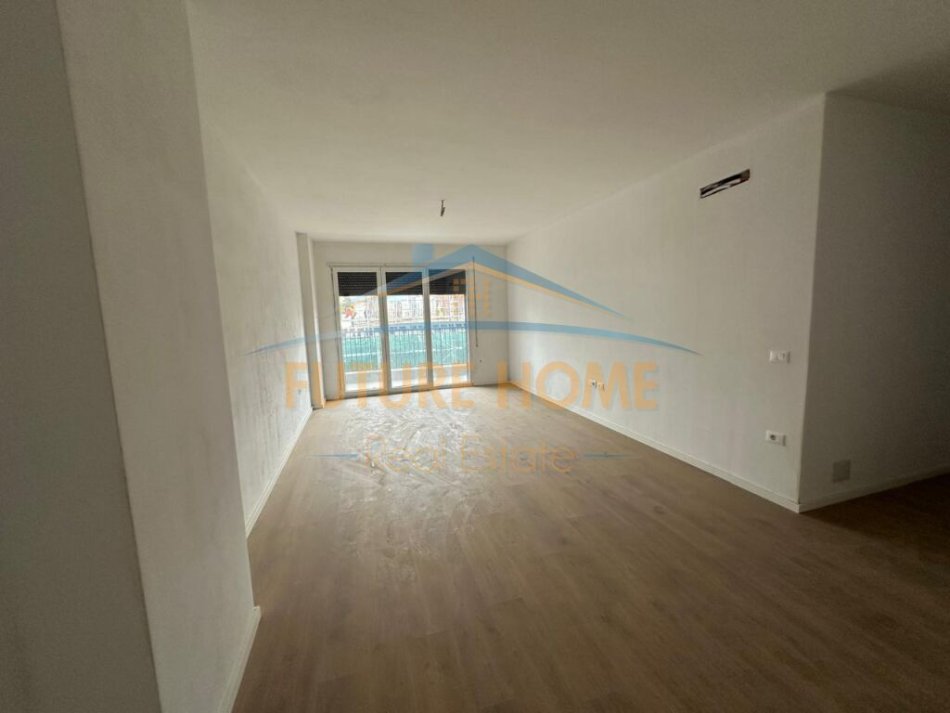 Tirane, jap me qera apartament 2+1 Kati 2, 112 m² 600 € (DON BOSKO)