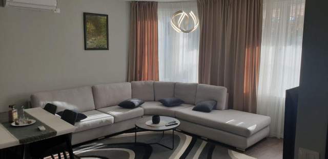 Tirane, jepet me qera apartament 1+1 Kati 1, 65 m² 350 Euro (Rruga Siri Kodra)