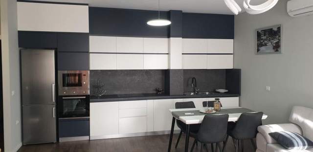 Tirane, jepet me qera apartament 1+1 Kati 1, 65 m² 350 Euro (Rruga Siri Kodra)