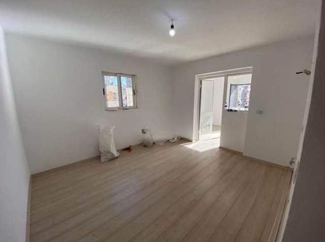 Tirane, shitet apartament 1+1 Kati 4, 63 m² 75.000 Euro (isuf elezi)