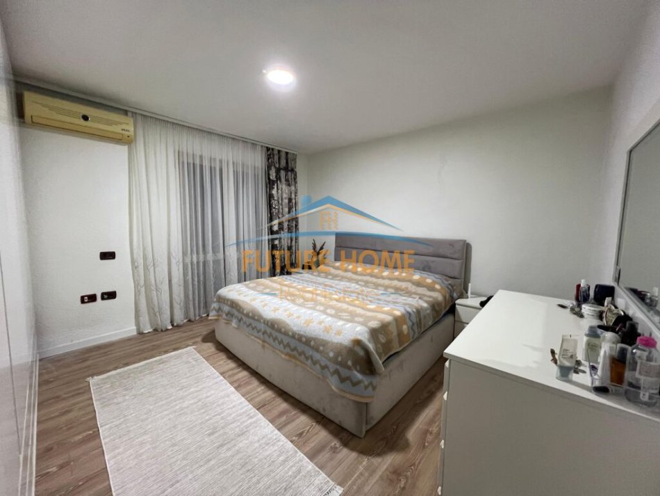 Tirane, shitet apartament 3+1 Kati 4, 110 m² 150.000 € (Ali Demi)