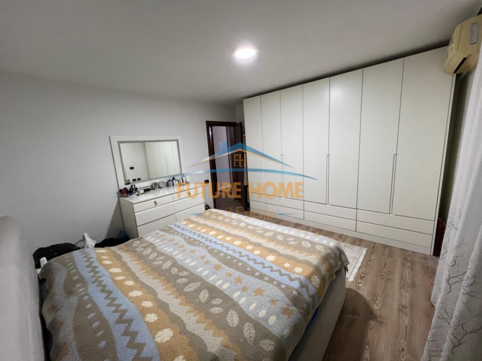 Tirane, shitet apartament 3+1 Kati 4, 110 m² 150.000 € (Ali Demi)