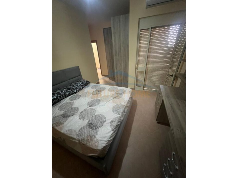 Durres, shitet apartament 1+1+Ballkon Kati 2, 63 m² 80.000 € (Shkembi Kavajes, Durres)