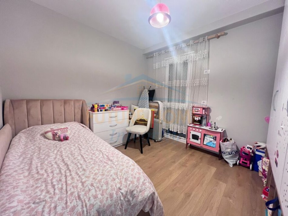 Tirane, shitet apartament 2+1 Kati 7, 91 m² 147.000 € (Selite)