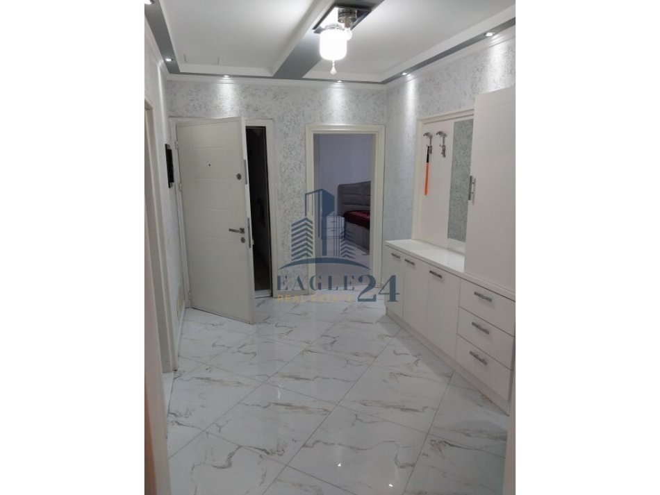 APARTAMENT 3+1 NE SHITJE , TEK ISH PARKU