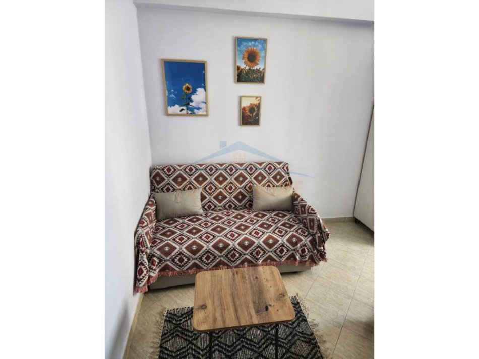 Durres, shitet garsonier 1+1 Kati 2, 38 m² 55.000 € (Hekurudha, Plazh)