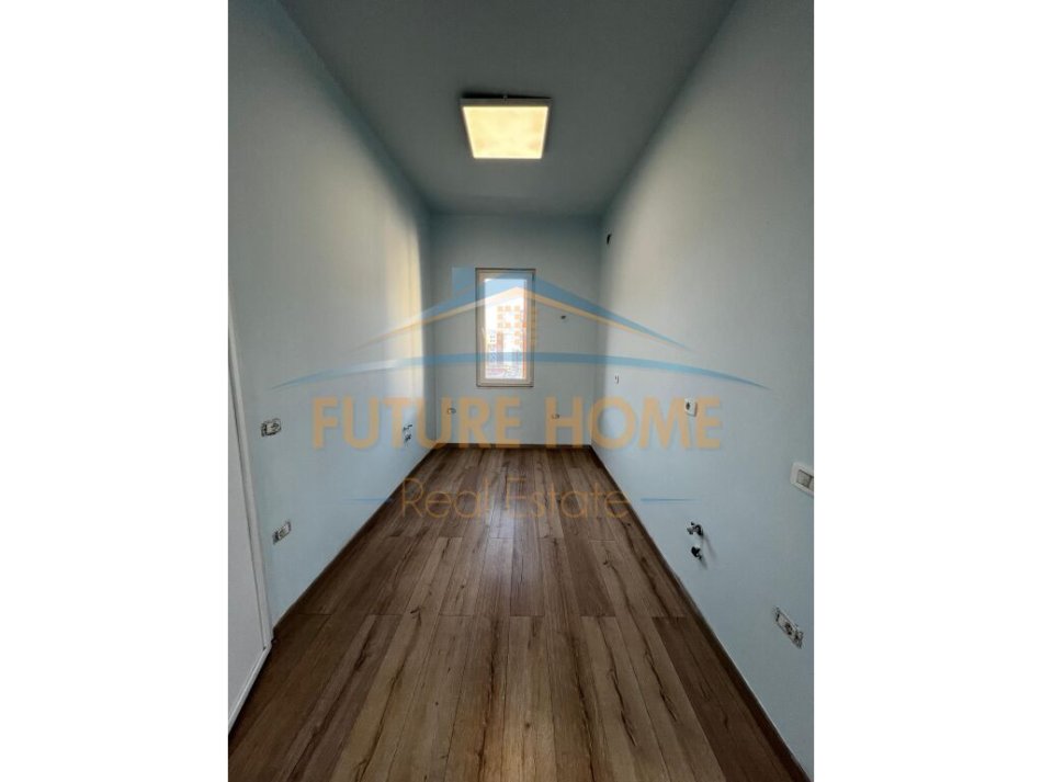 Tirane, shes apartament 2+1 Kati 6, 99 m² 260.000 € (Ish Parku)