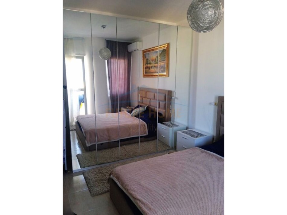 Durres, shitet apartament 1+1+Ballkon Kati 8, 66 m² 75.000 € (Shkembi Kavajes)