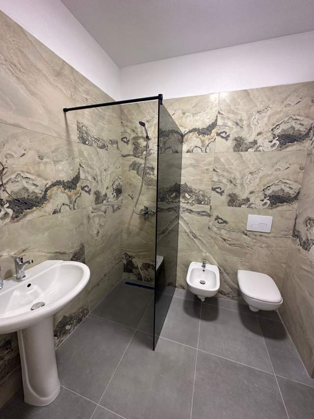 Tirane, shes apartament 2+1+BLK Kati 2, 111 m² 155.000 Euro (RRUGA TEODOR KEKO)