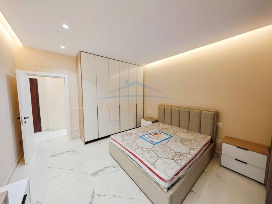 Durres, shitet apartament 2+1+Ballkon Kati 1, 75 m² 115.000 € (Golem)