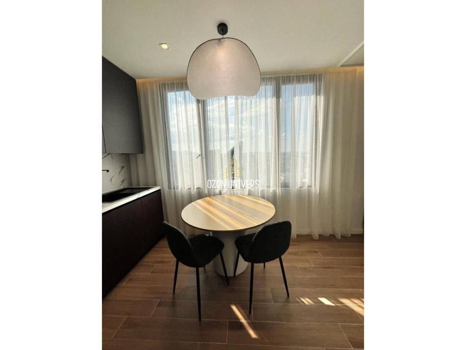 Tirane, jepet me qera apartament 1+1 Kati 12, 55 m² 1.000 € (Shallvaret prane Taiwan !)
