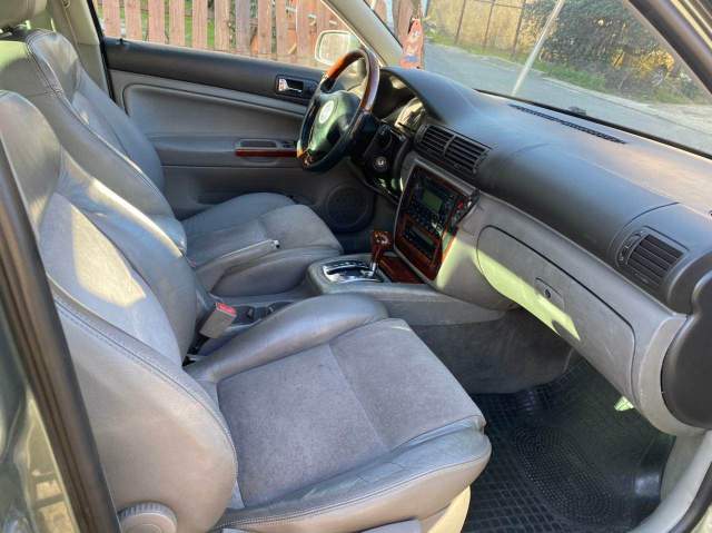 Tirane, shes makine Volkswagen Passat Viti 2003, 3.600 Euro