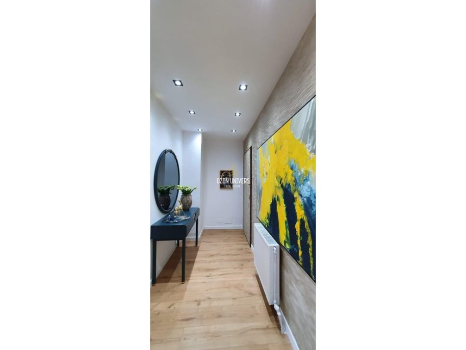 Tirane, jepet me qera apartament 2+1 Kati 9, 107 m² 850 € (Rruga e Kosovareve)