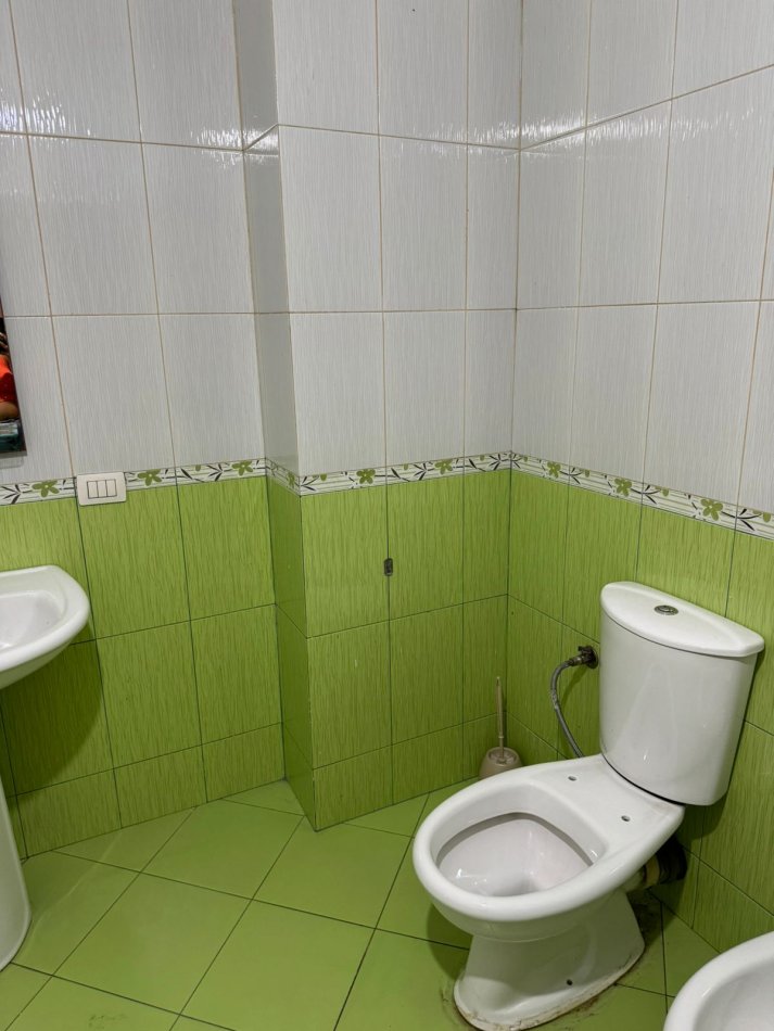 Tirane, jepet me qera apartament 1+1+Ballkon Kati 5, 60 m² 400 € (rruga Jordan Misja)