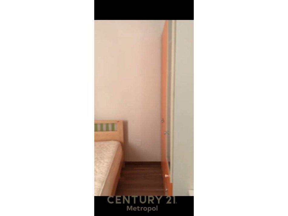 Tirane, shitet apartament 2+1 Kati 9, 90 m² 185.000 € (Rruga Fortuzi,)