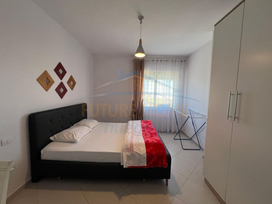 Tirane, shitet apartament 1+1 Kati 8, 65 m² 97.000 € (Yzberisht)