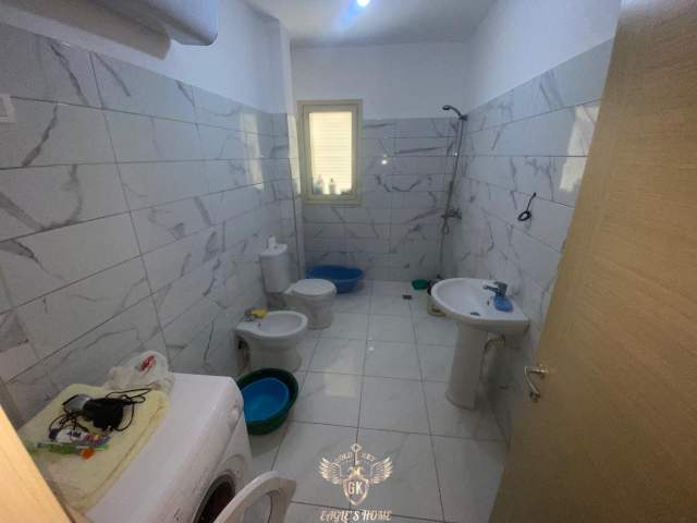 Durres, jap me qera apartament 2+1+BLK Kati 2, 99 m² 220 Euro (Karburant Pernoca)