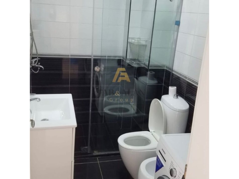 Tirane, shitet apartament 1+1 Kati 3, 68 m² 140.000 € (Dritan Hoxha)