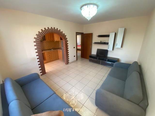Durres, jepet me qera apartament 1+1+BLK Kati 4, 55 m² 180 Euro