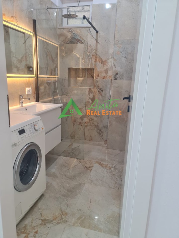 Tirane, jepet me qera apartament 2+1 Kati 1, 79 m² 700 € (Kodra e Diellit)