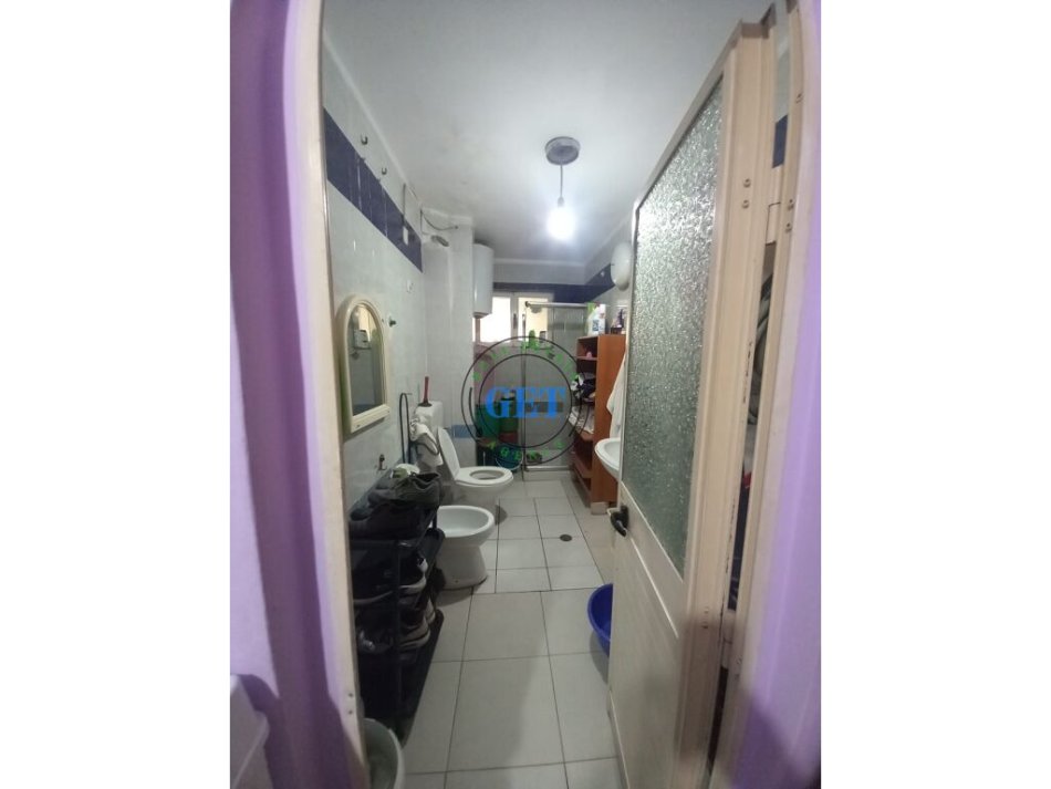 Durres, shitet apartament 1+1+Ballkon Kati 1, 64 m² 58.000 € (Pran shkolles &quot;Qemal Mici&quot;)