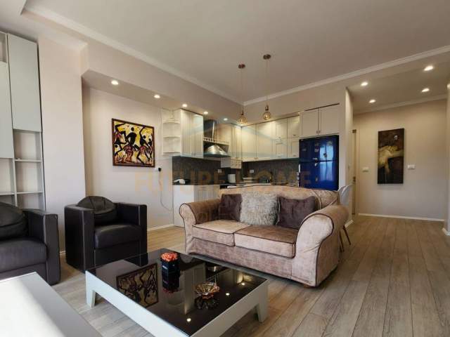 Tirane, jepet me qera apartament 2+1+BLK Kati 9, 90 m² 850 Euro (Rruga Islam Alla)