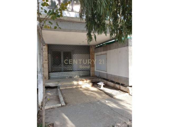Tirane, shes ambjent biznesi Kati 1, 370 m² 518.000 Euro (Kinostudio)